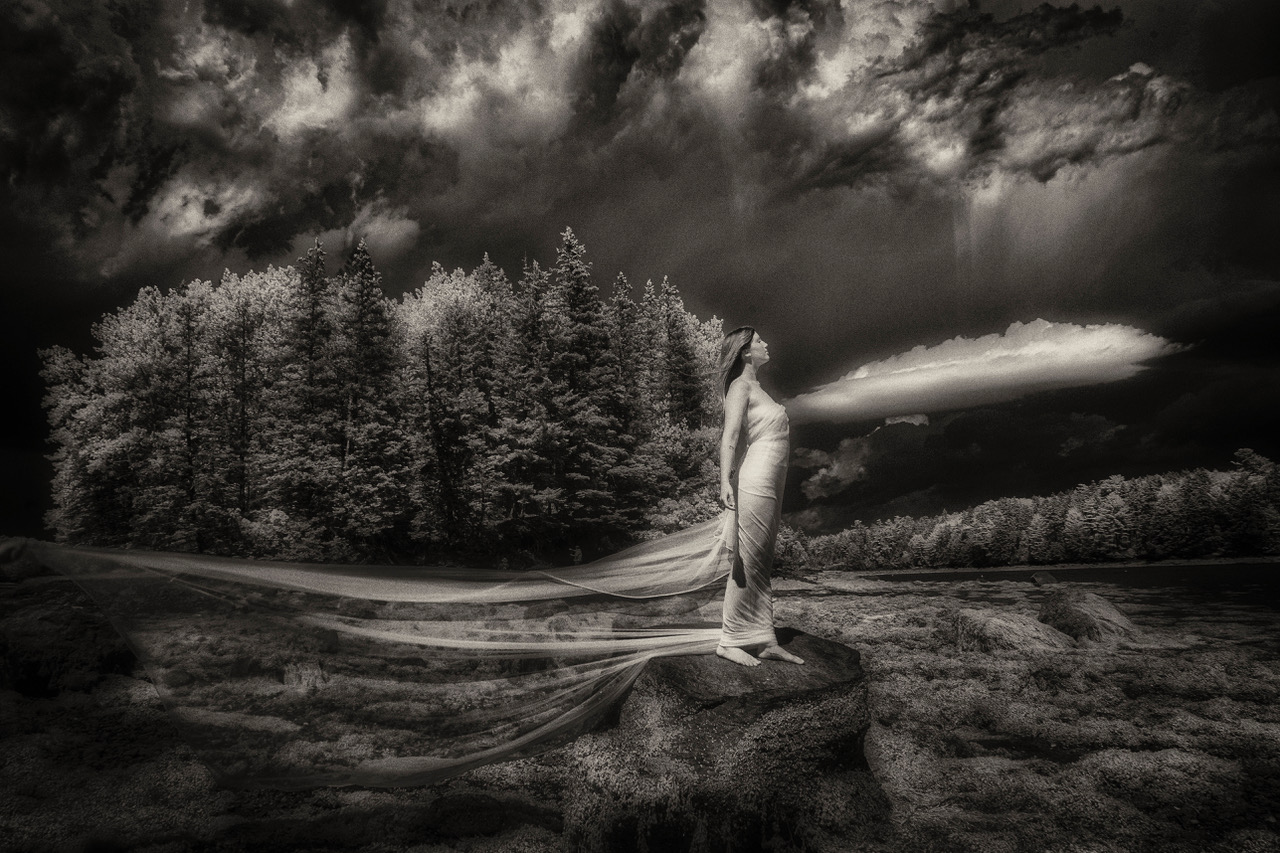 Photographing the Female Form in the Maine Landscape - Maine Media  Workshops + College